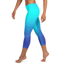 Load image into Gallery viewer, Ombre Seafoam to Blue Capri Leggings