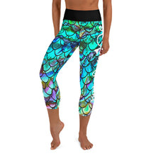 Load image into Gallery viewer, Mermaid Blues Capri Reel Mermaid Leggings