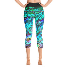 Load image into Gallery viewer, Mermaid Blues Capri Leggings